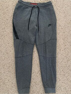 Nike Tech Fleece Gray  Sweatpants